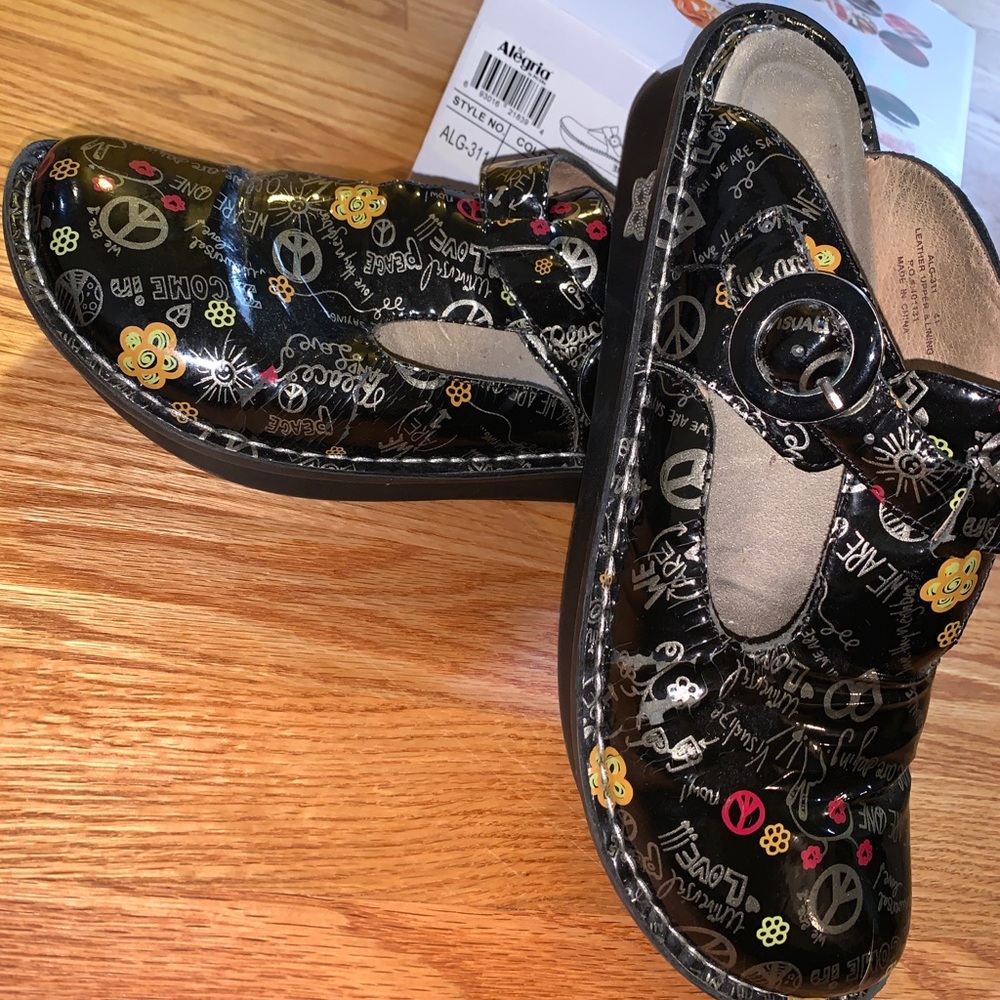 Alegria Peace Black Patent clogs